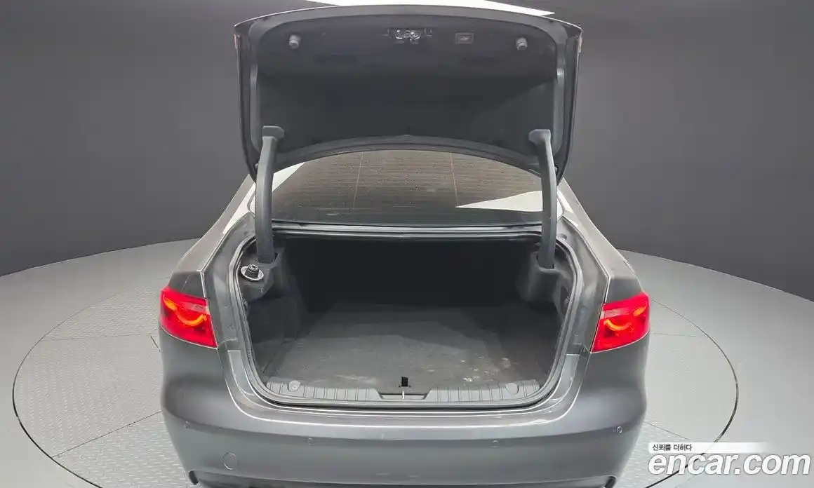 Jaguar XF 2017 2.0 Автомат в Москве № 283822, фото 6