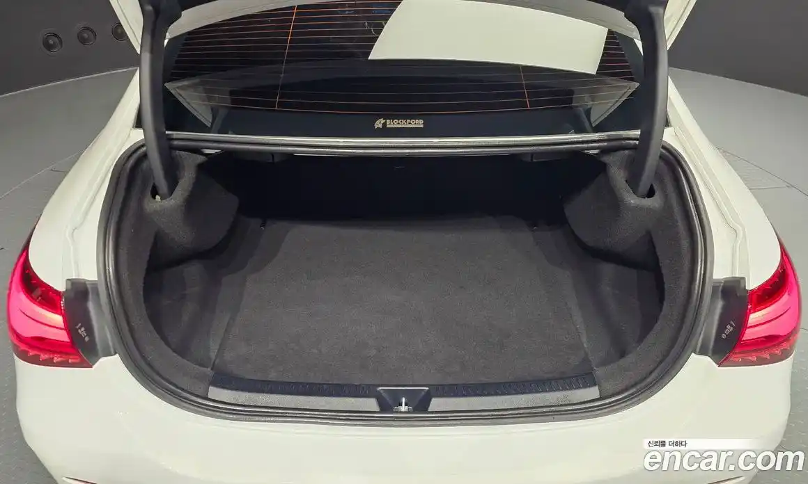 Mercedes-Benz A-Class 2024 2.0 Автомат в Москве № 285095, фото 15