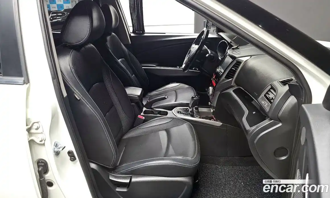 SsangYong TIBOLI 2015 1.6 Автомат в Москве № 28578, фото 13