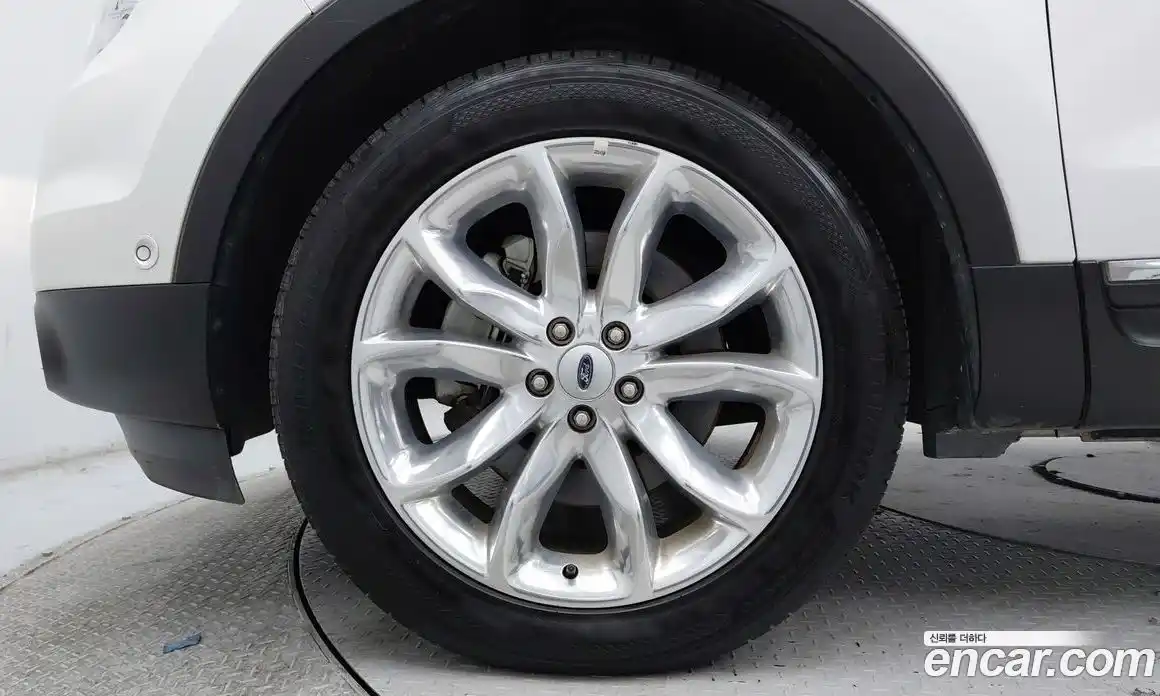 Ford Explorer 2015 3.5 Автомат в Москве № 285803, фото 5