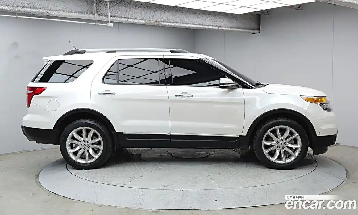 Ford Explorer 2015 3.5 Автомат в Москве № 285803, фото 9