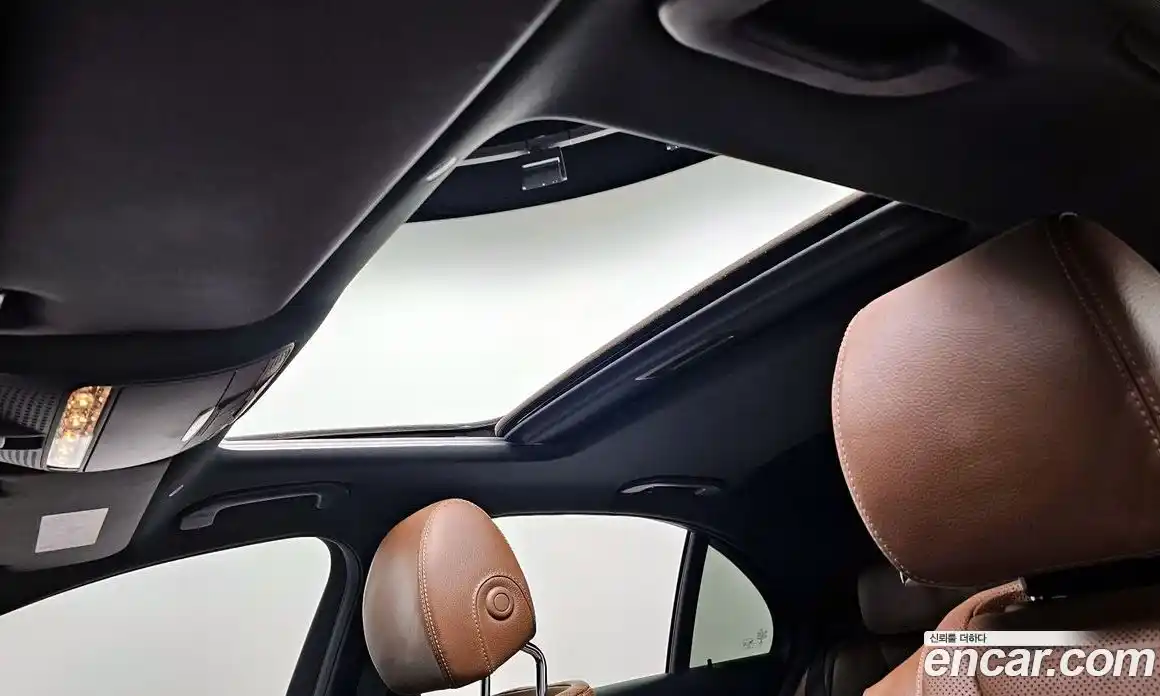 Mercedes-Benz E-Class 2023 2.0 Автомат в Москве № 292136, фото 11