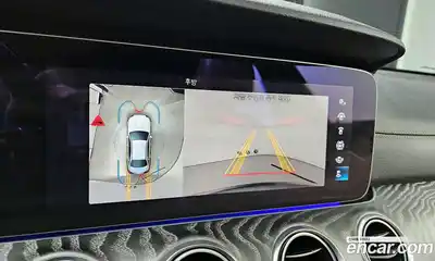 Mercedes-Benz E-Class 2023 2.0 Автомат в Москве № 292136, миниатюра 7