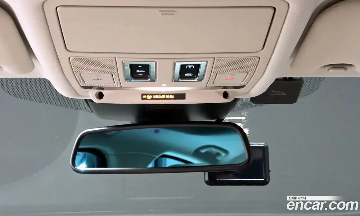 Jaguar XE 2018 2.0 Автомат в Москве № 295807, фото 16