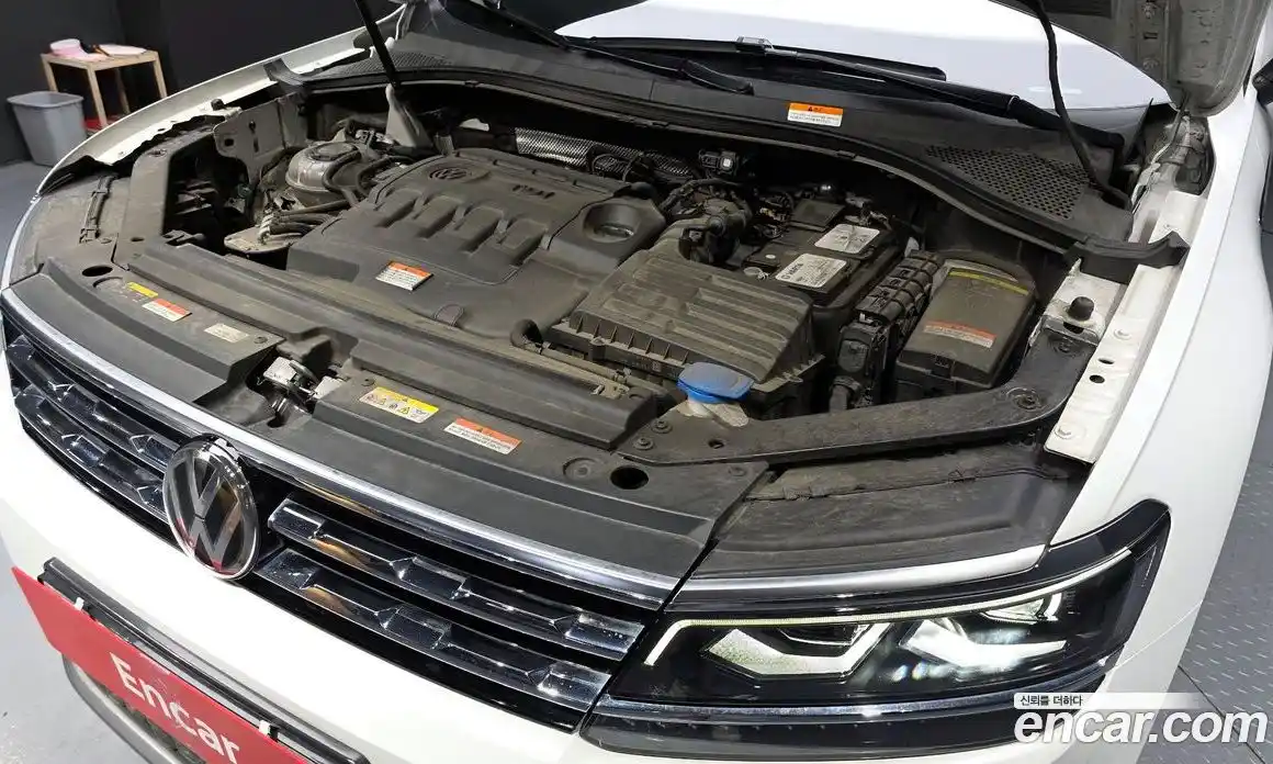 Volkswagen Tiguan 2020 2.0 Автомат в Москве № 301202, фото 19