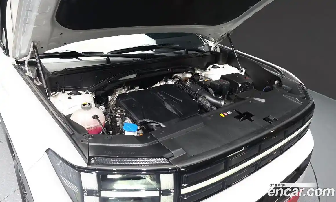 Hyundai Santa Fe 2024 2.5 Автомат в Москве № 304851, фото 13