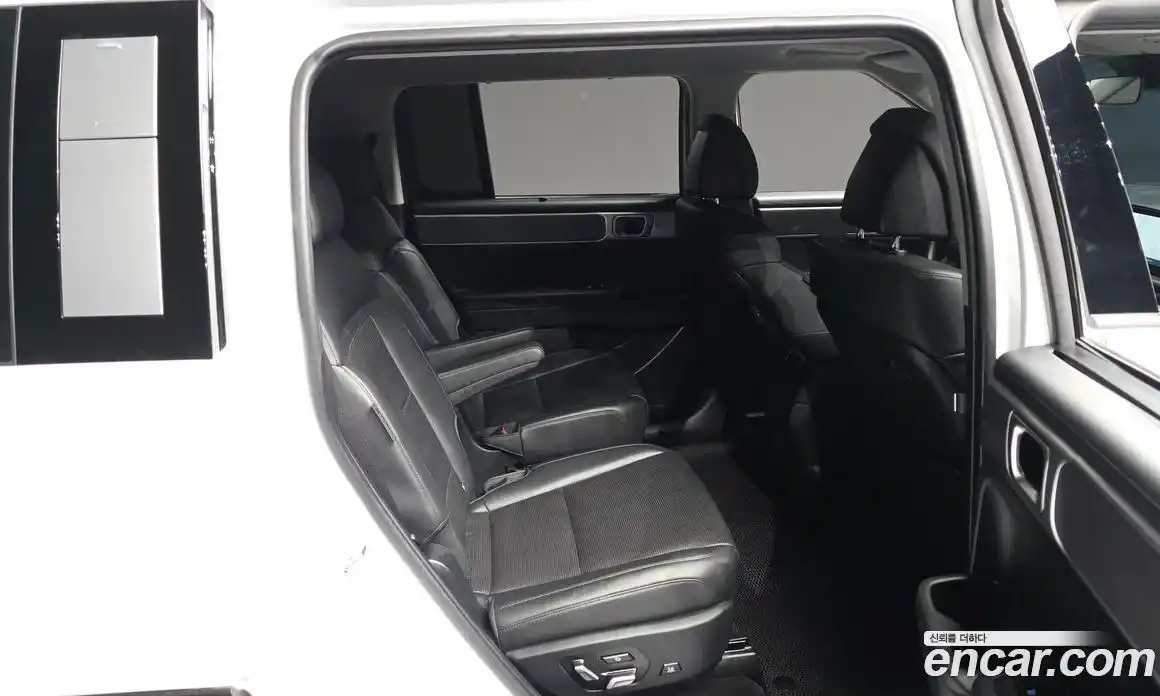 Hyundai Santa Fe 2024 2.5 Автомат в Москве № 304851, фото 7