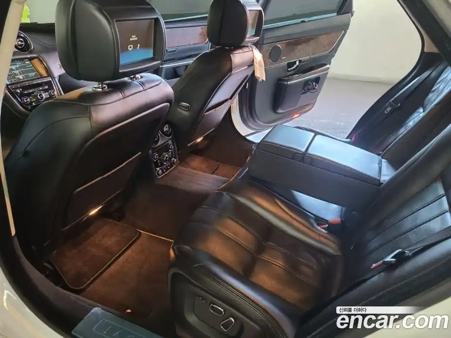 Jaguar XJ 2013 3.0 Автомат в Москве № 305146, фото 17