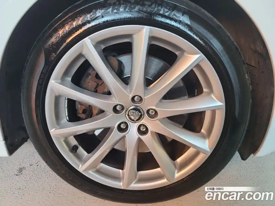 Jaguar XJ 2013 3.0 Автомат в Москве № 305146, фото 20