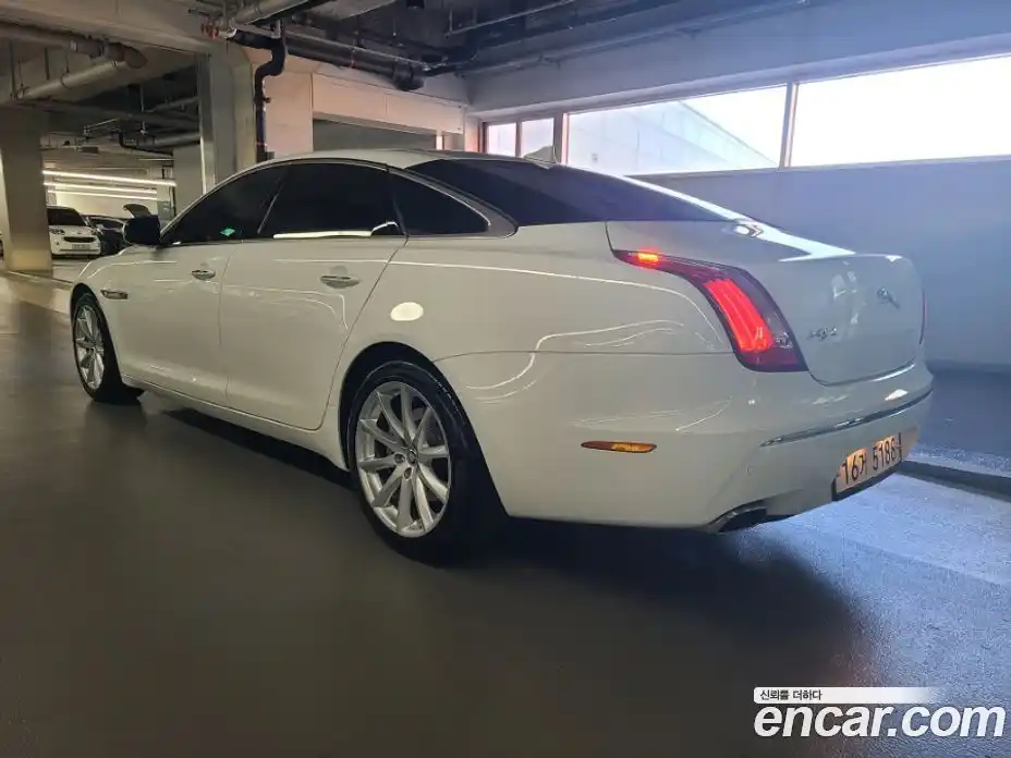 Jaguar XJ 2013 3.0 Автомат в Москве № 305146, фото 7