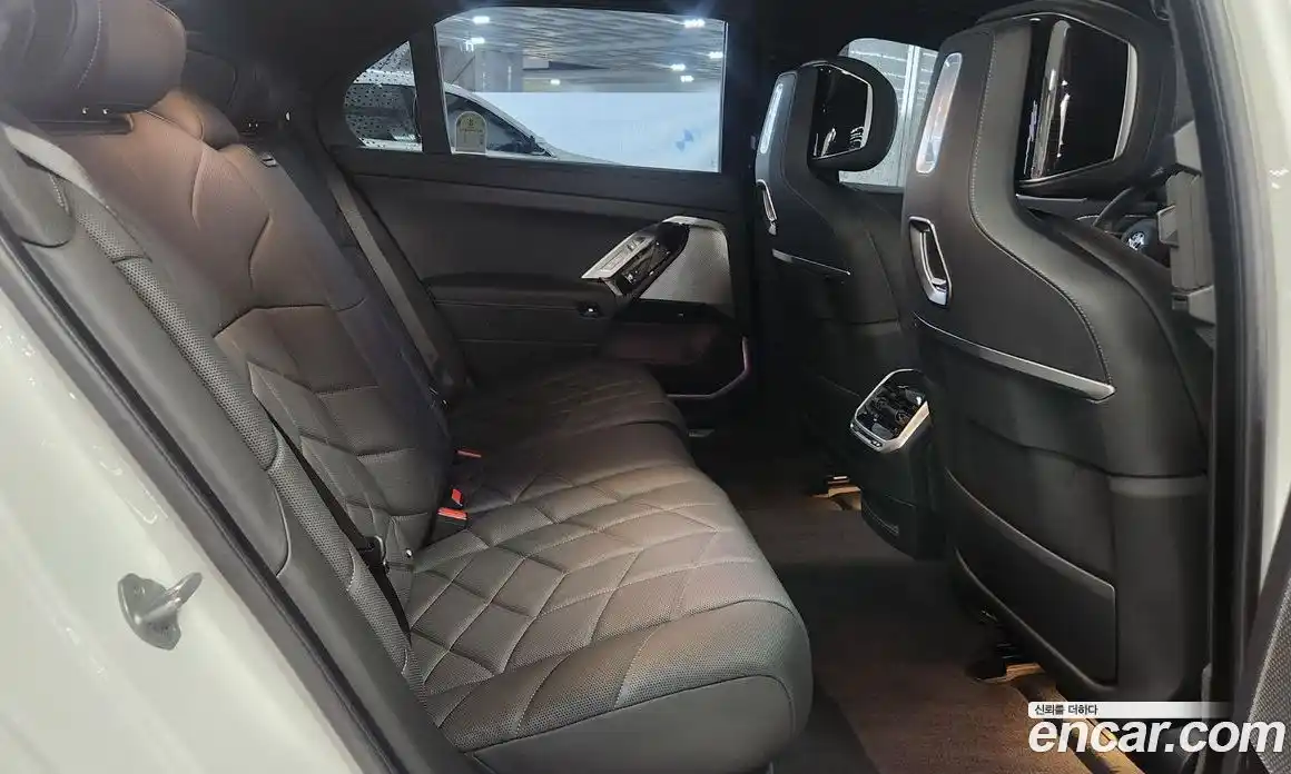 BMW 7-Series 2025 3.0 Автомат в Москве № 318103, фото 10