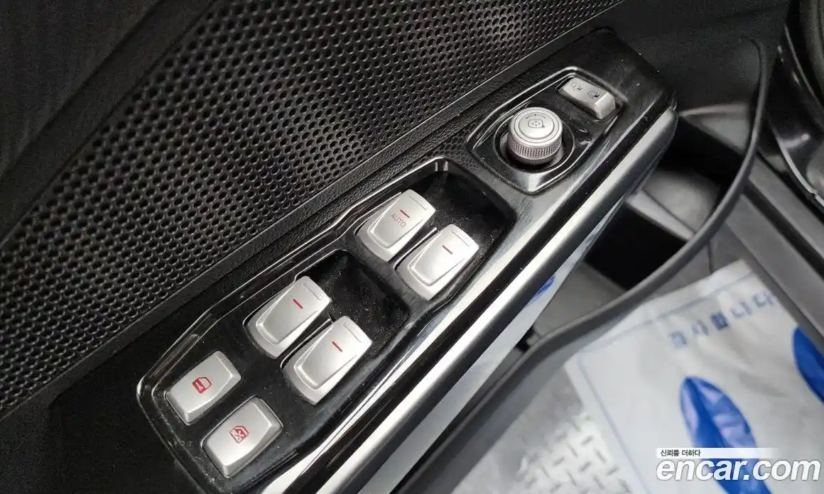 SsangYong TIBOLI 2016 1.6 Автомат в Москве № 32513, фото 17