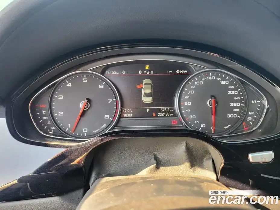 Audi A8 2012 4.2 Автомат в Москве № 325779, фото 12