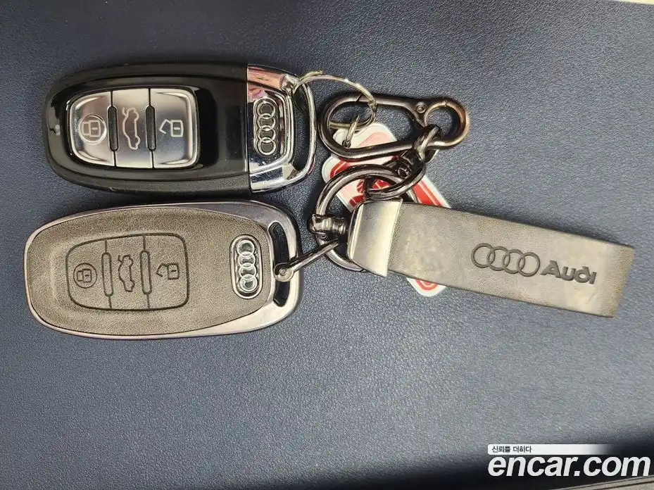 Audi A8 2012 4.2 Автомат в Москве № 325779, фото 15