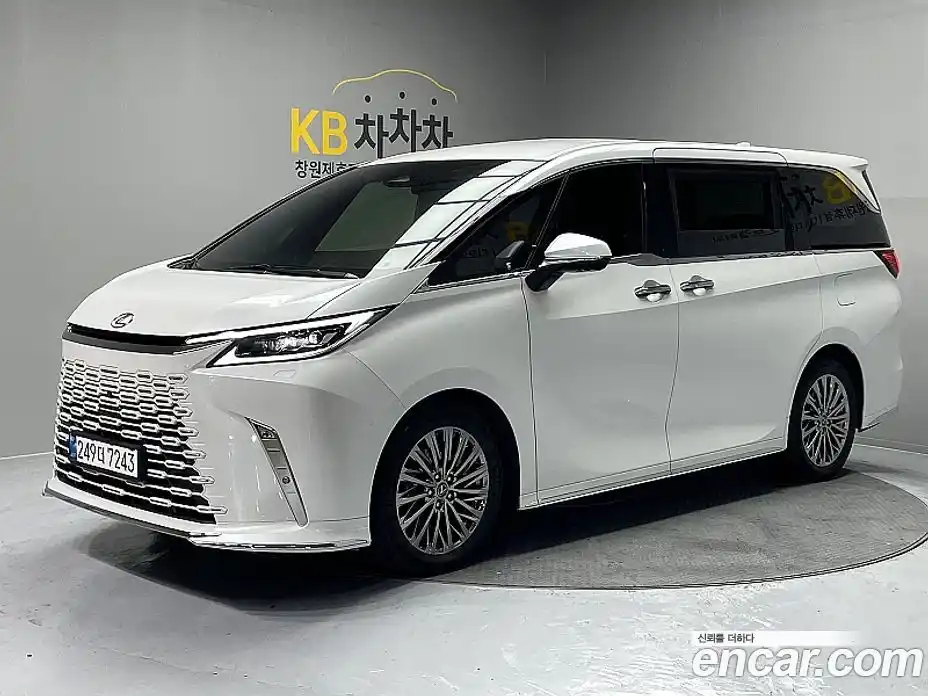 Lexus LM 2025 2.4 Автомат в Москве № 334388, фото 20