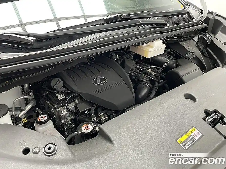 Lexus LM 2025 2.4 Автомат в Москве № 334388, фото 6