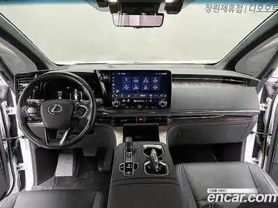 Lexus LM 2025 2.4 Автомат в Москве № 334388, миниатюра 7