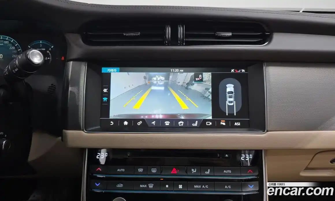 Jaguar XF 2017 2.0 Автомат в Москве № 335818, фото 14