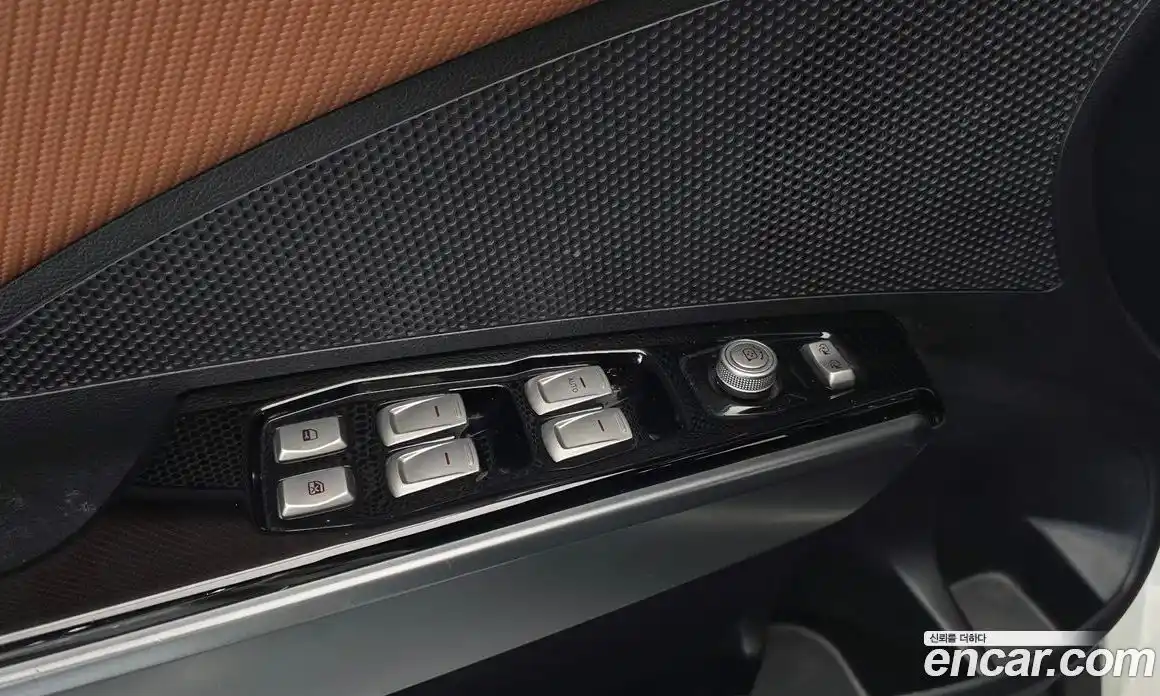 SsangYong TIBOLI 2019 1.6 Автомат в Москве № 33713, фото 11