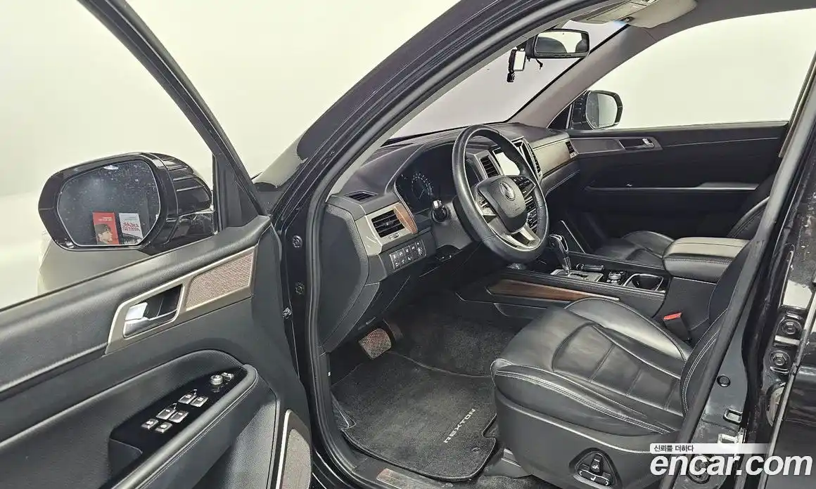 SsangYong Rexton 2018 2.2 Автомат в Москве № 341861, фото 14