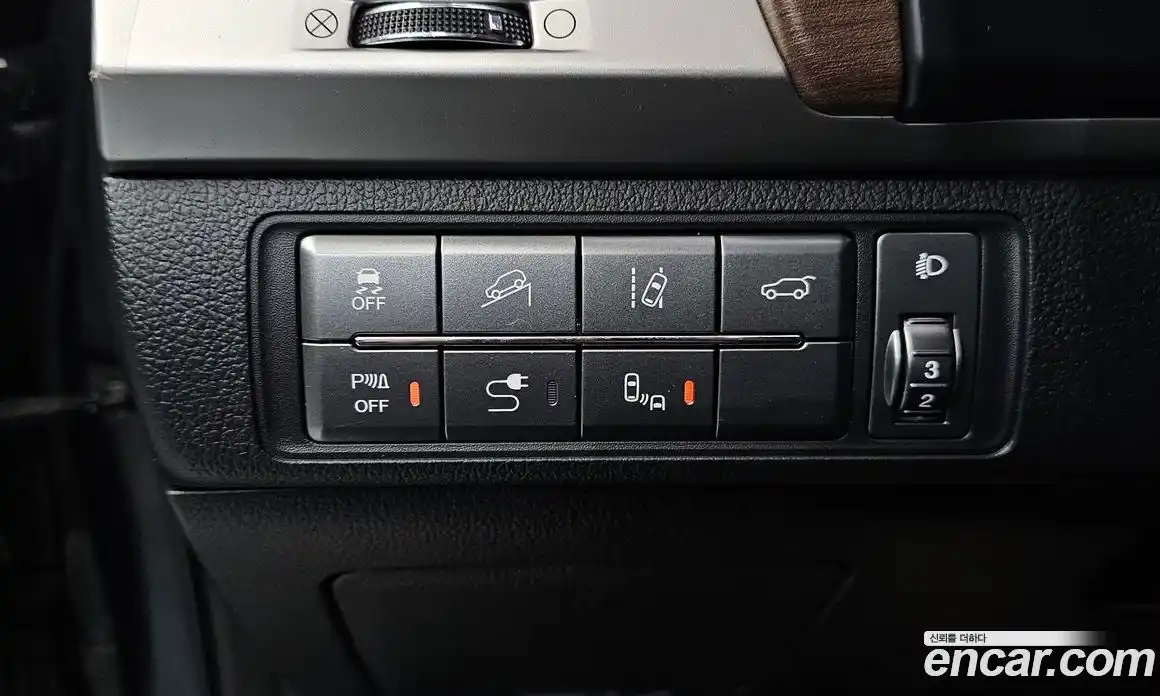 SsangYong Rexton 2018 2.2 Автомат в Москве № 341861, фото 9