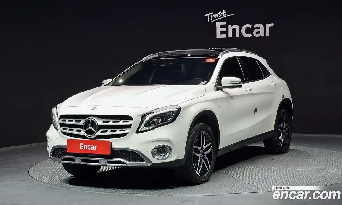 Mercedes-Benz GLA-Class 2019 2.0 Автомат в Москве № 342522, фото 7
