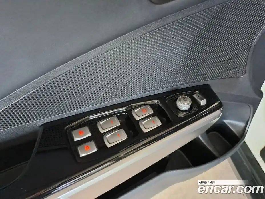 SsangYong TIBOLI 2016 1.6 Автомат в Москве № 34631, фото 12