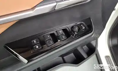 SsangYong Torres 2024 1.5 Автомат в Москве № 35024, миниатюра 4