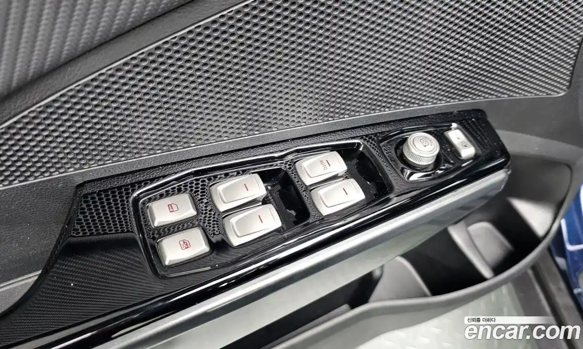 SsangYong TIBOLI 2018 1.6 Автомат в Москве № 36038, фото 6