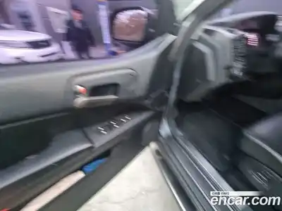 SsangYong Korando 2016 2.0 Автомат в Москве № 36486, миниатюра 7