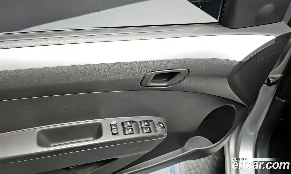 Chevrolet Spark 2014 1.0 Механическая в Москве № 36828, фото 19