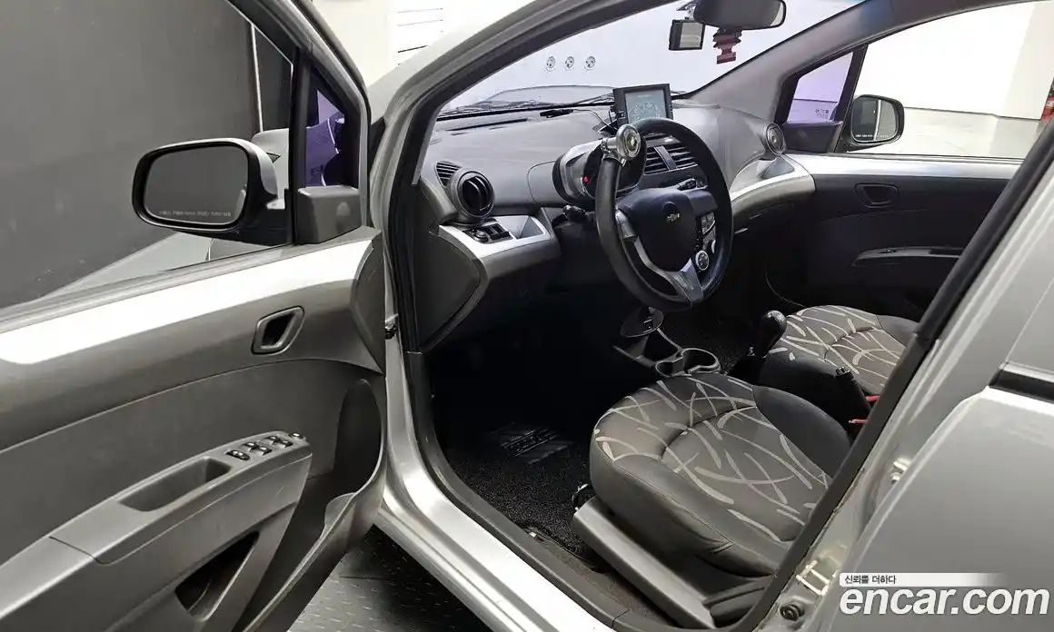 Chevrolet Spark 2014 1.0 Механическая в Москве № 36828, фото 10