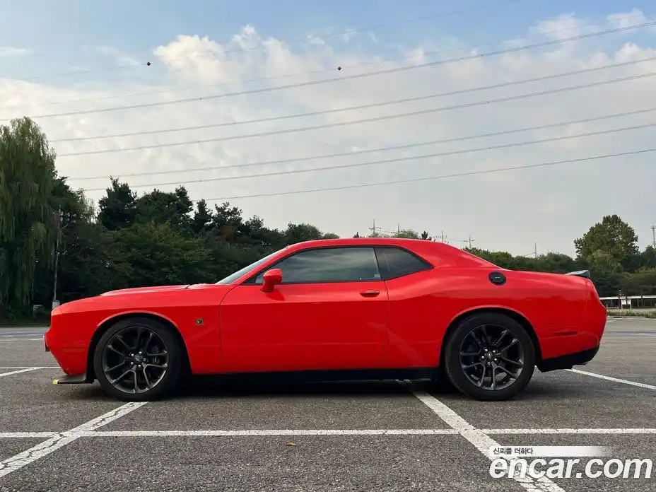 Dodge Challenger 2021 6.4 Механическая в Москве № 368537, фото 3