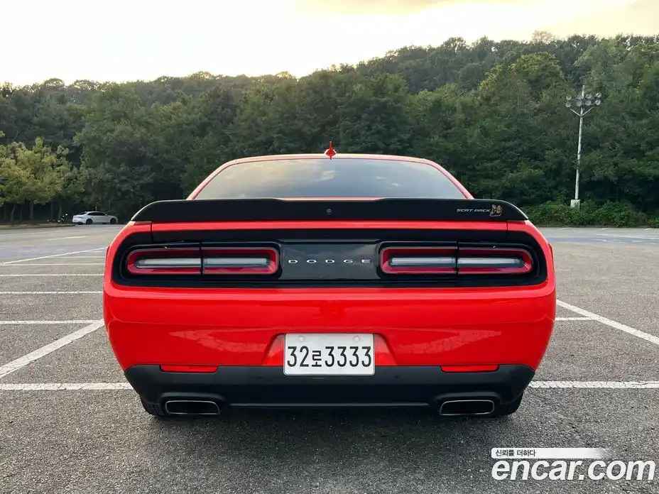 Dodge Challenger 2021 6.4 Механическая в Москве № 368537, фото 4