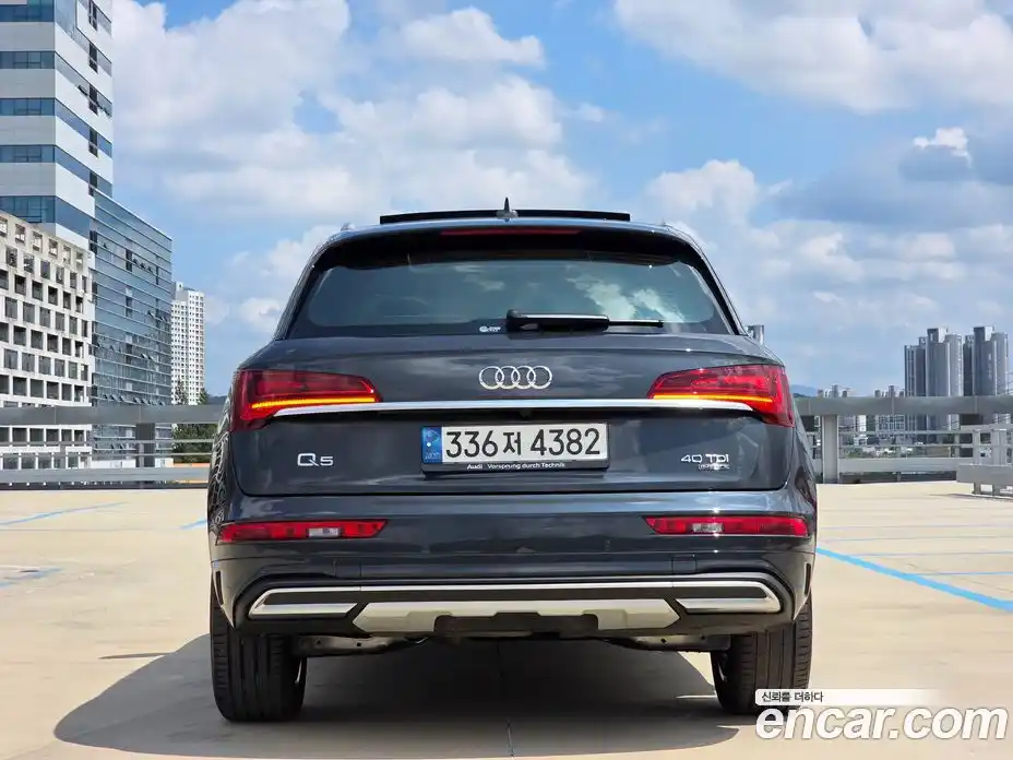 Audi Q5 2022 2.0 Автомат в Москве № 373436, фото 4