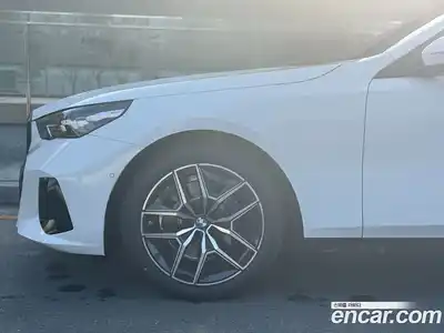 BMW 5-Series 2026 2.0 Автомат в Москве № 383960, миниатюра 3