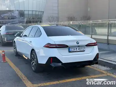 BMW 5-Series 2026 2.0 Автомат в Москве № 383960, миниатюра 4