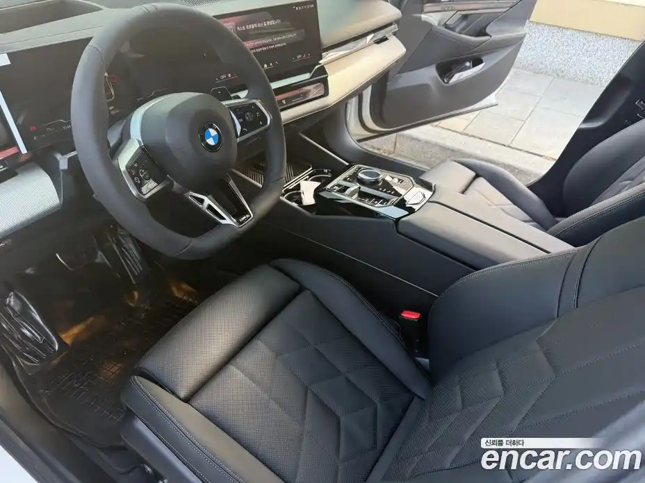 BMW 5-Series 2026 2.0 Автомат в Москве № 383960, фото 8