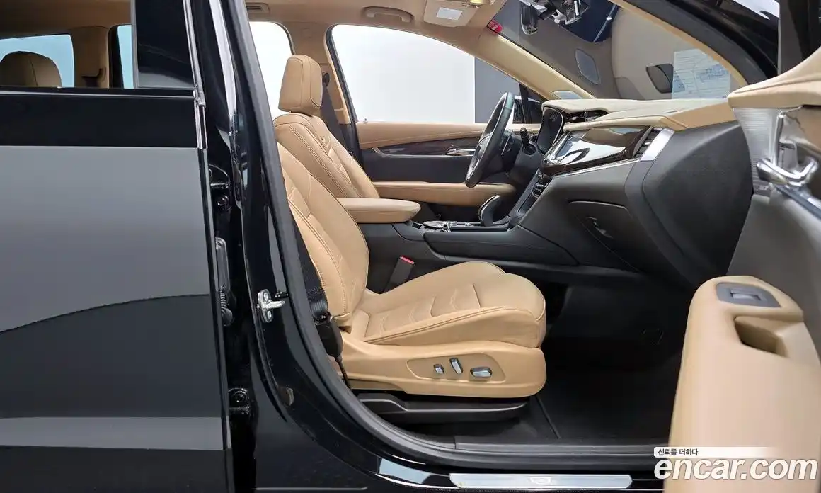 Cadillac XT6 2024 3.6 Автомат в Москве № 386993, фото 10