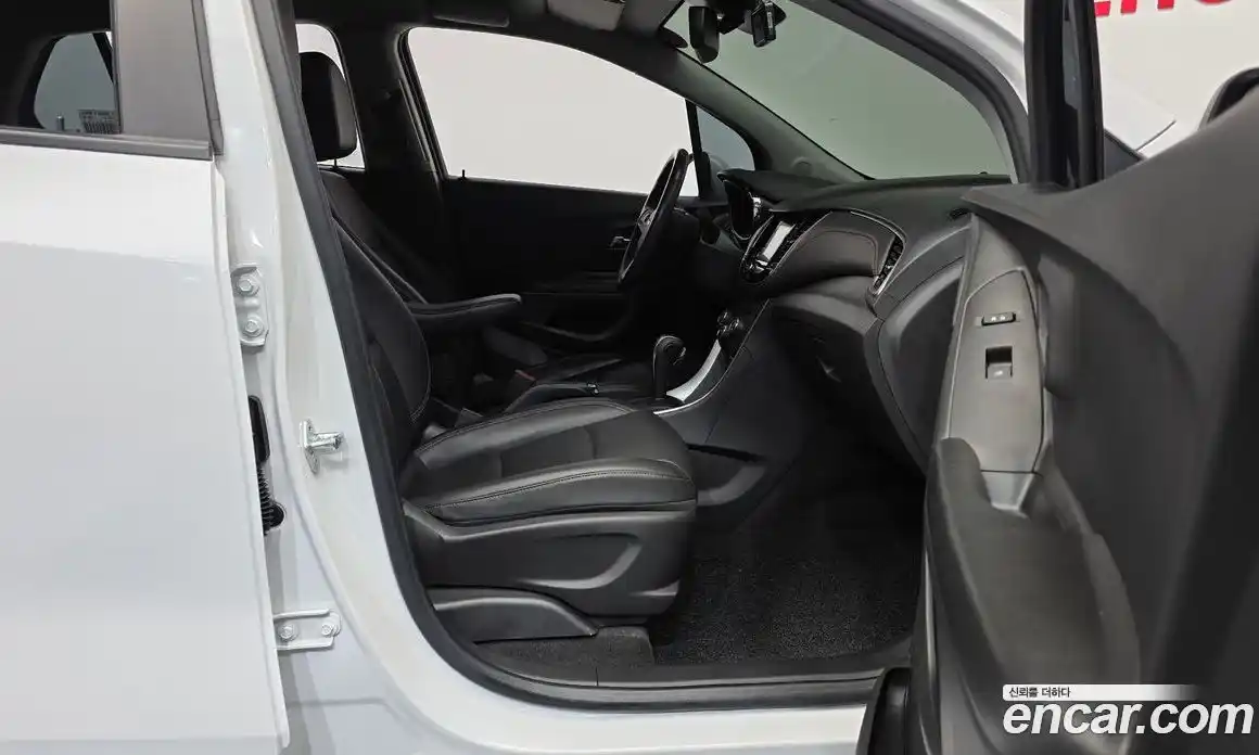 Chevrolet Trax 2021 1.4 Автомат в Москве № 38949, фото 19