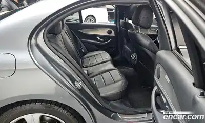 Mercedes-Benz E-Class 2018 2.0 Автомат в Москве № 390738, миниатюра 12