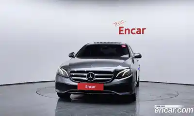 Mercedes-Benz E-Class 2018 2.0 Автомат в Москве № 390738, миниатюра 3