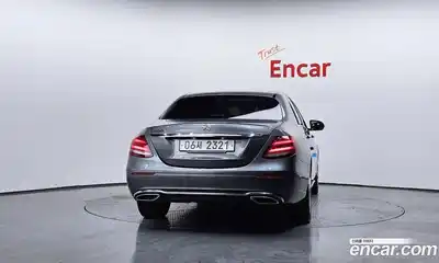 Mercedes-Benz E-Class 2018 2.0 Автомат в Москве № 390738, миниатюра 4