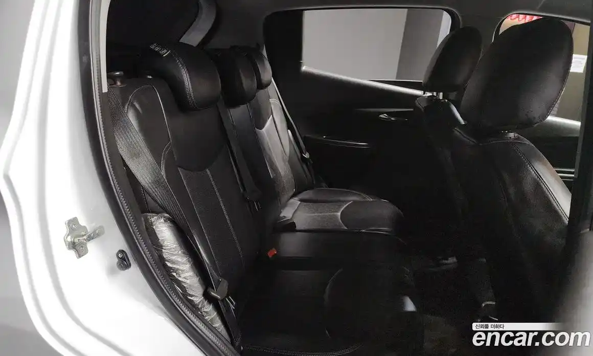 Chevrolet Spark 2018 1.0 Автомат в Москве № 39143, фото 12