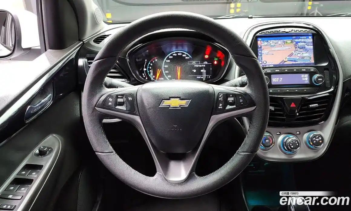 Chevrolet Spark 2018 1.0 Автомат в Москве № 39143, фото 13
