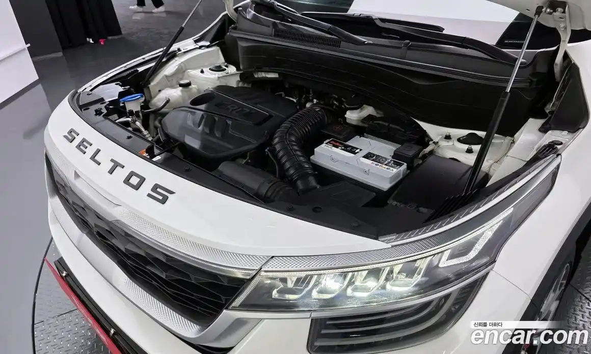 Kia Seltos 2020 1.6 Автомат в Москве № 404172, фото 5