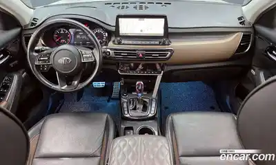 Kia Seltos 2020 1.6 Автомат в Москве № 404172, миниатюра 6