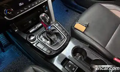 Kia Seltos 2020 1.6 Автомат в Москве № 404172, миниатюра 8