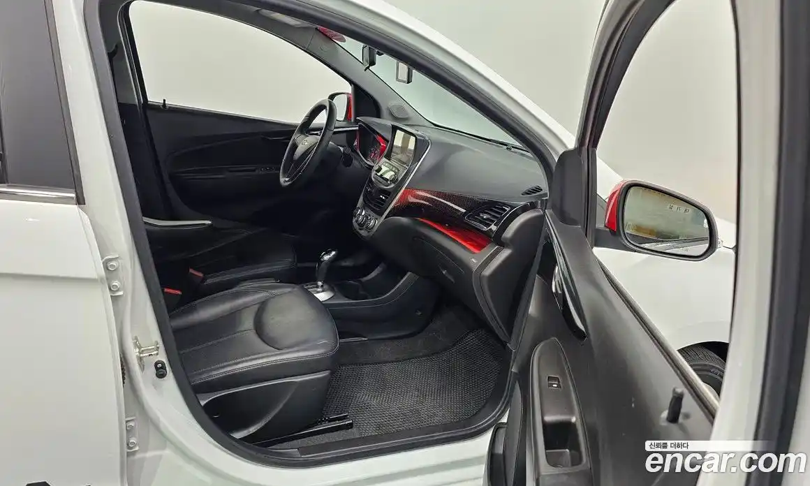 Chevrolet Spark 2016 1.0 Автомат в Москве № 40480, фото 3