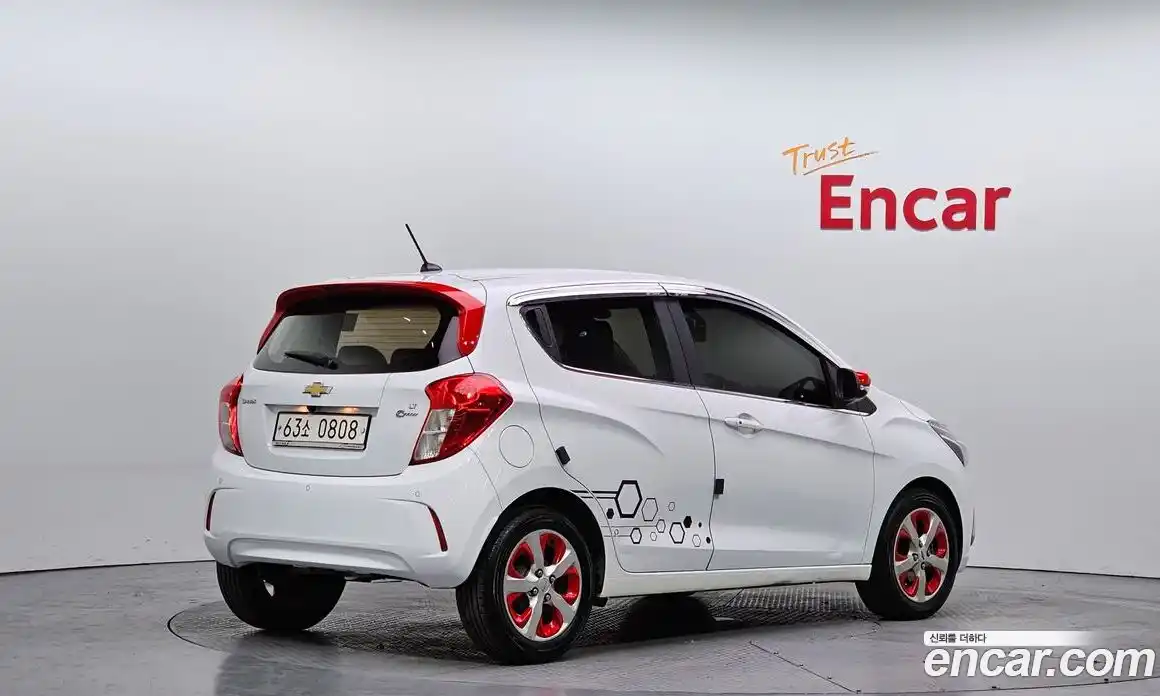 Chevrolet Spark 2016 1.0 Автомат в Москве № 40480, фото 7